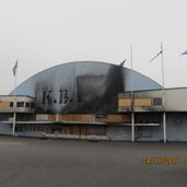 Den brandskadede KB Hallen